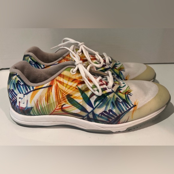 FootJoy Shoes - Footjoy Leisure Spikeless Floral Tropical Design Lace‎ Up Women’s Golf Shoes 7.5